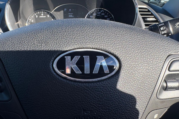 2016 MY17 Kia Cerato YD S Sedan Image 20