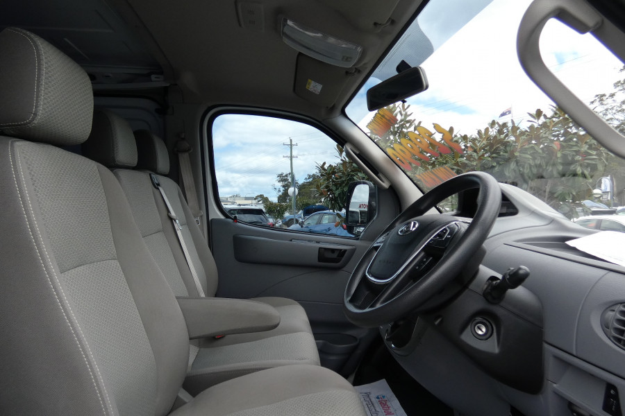 2022 LDV V80 K1 SWB LOW ROOF Van Image 13