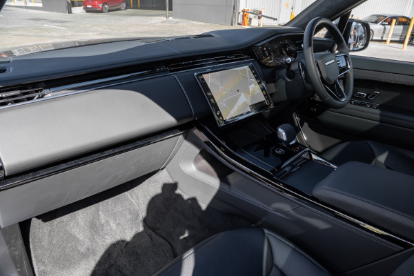 2025 Land Rover Range Rover Sport L461 D350 Autobiography SUV image 8