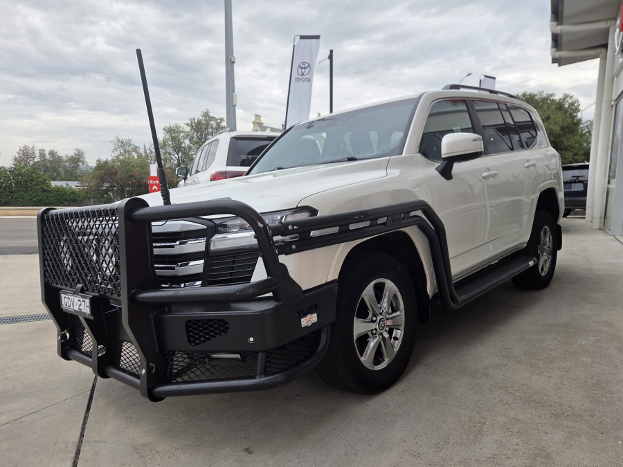 2024 Toyota LandCruiser FJA300R VX SUV Image 3