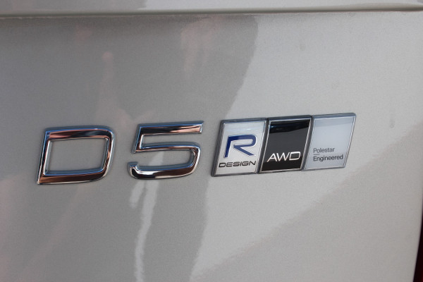 2020 Volvo XC90 L Series D5 R-Design Suv