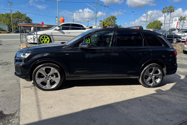 2022 Audi Q7 4M 55 TFSI S line SUV Image 9
