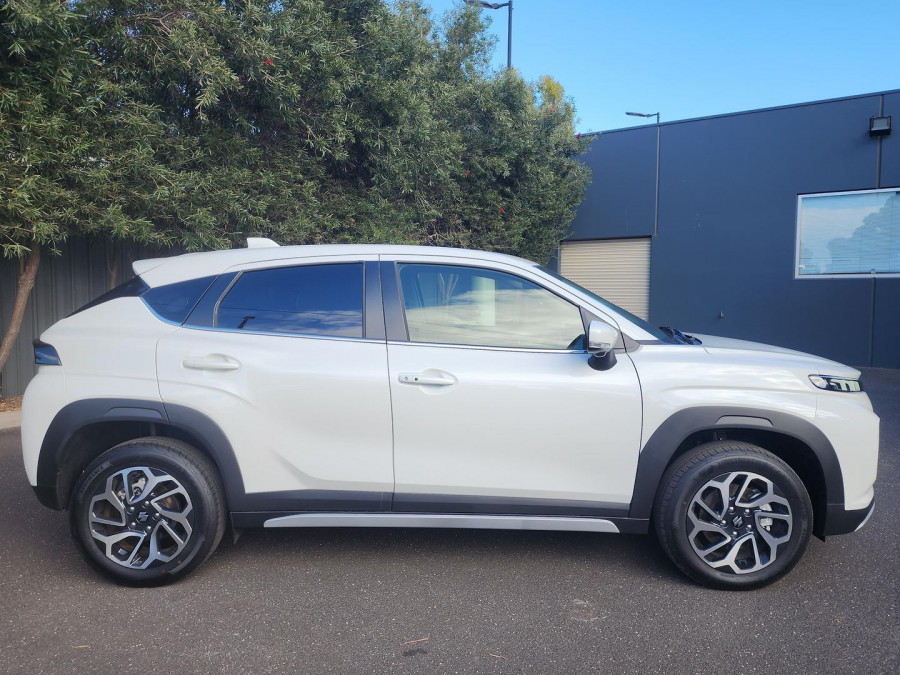 2026 Suzuki Fronx KW Hybrid SUV Image 8