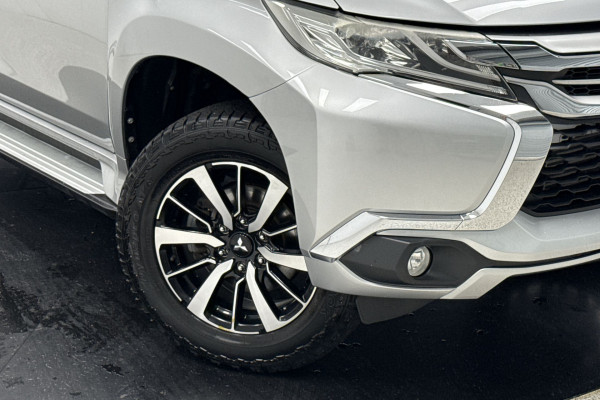 2016 Mitsubishi Pajero Sport QE GLX SUV