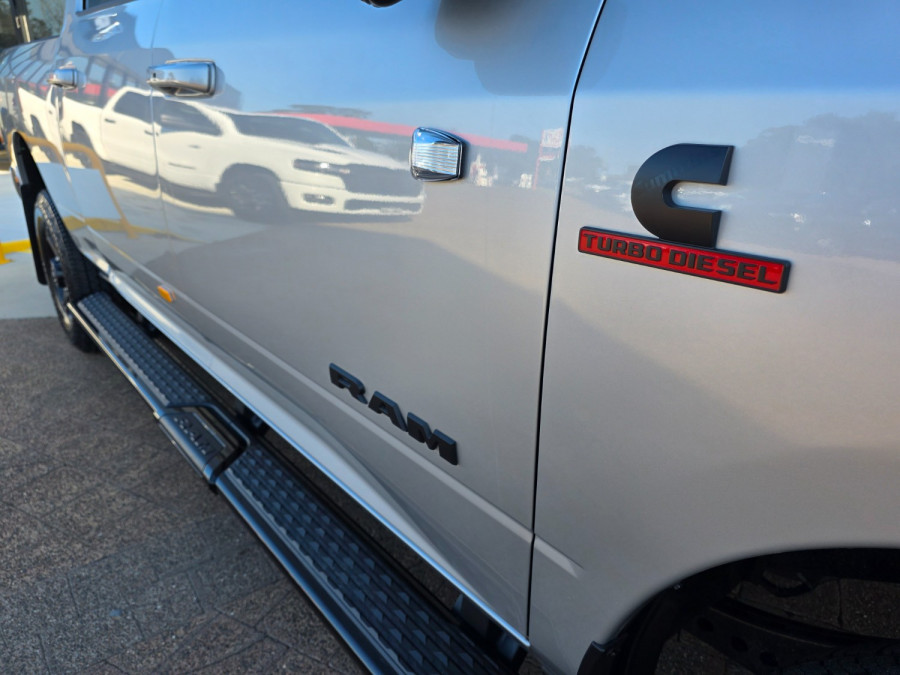 2026 Ram 2500 DJ Laramie Dual Cab Image 11