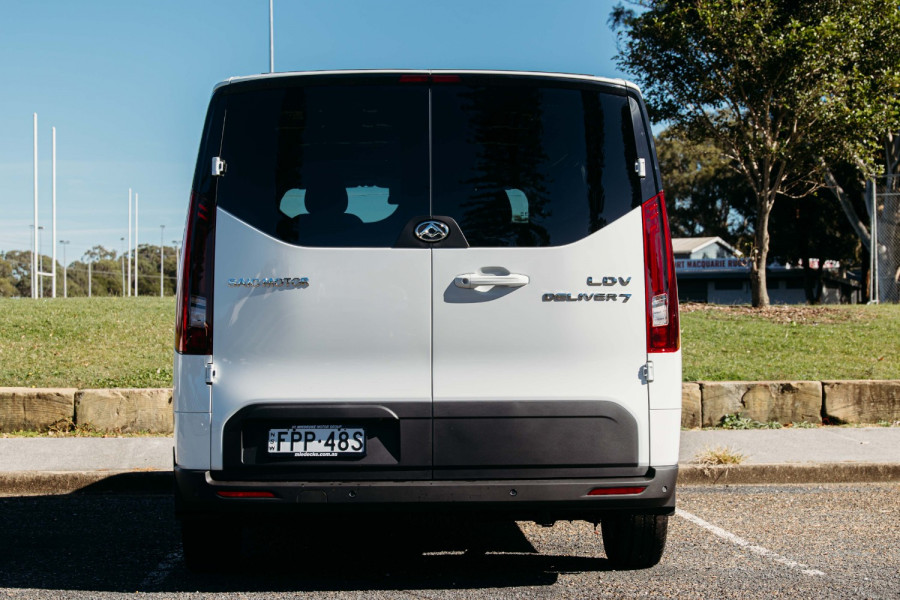 2024 LDV Deliver 7   Van Image 12