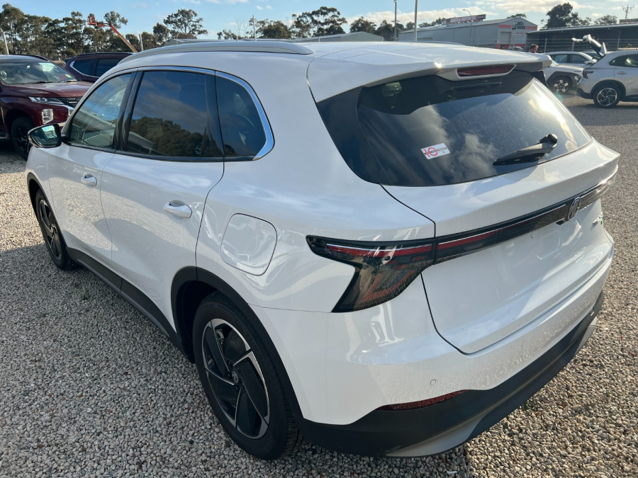 2025 MG MGS5 EV ZS3EM Essence 62 SUV Image 8