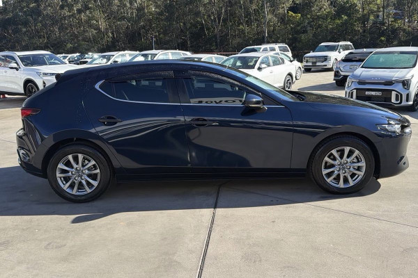 2024 Mazda 3 BP Series G20 Pure Hatch Image 4