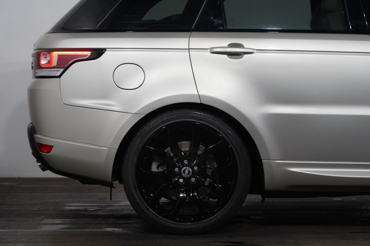 2014 Land Rover Range Rover Sport 3.0 Sdv6 Autobiography SUV Image 6