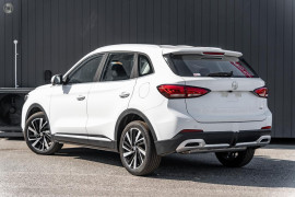 2025 MG ZS ZS32 Essence Turbo SUV