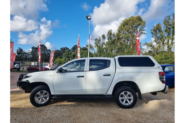 2022 Mitsubishi Triton MR GLX Ute Image 4