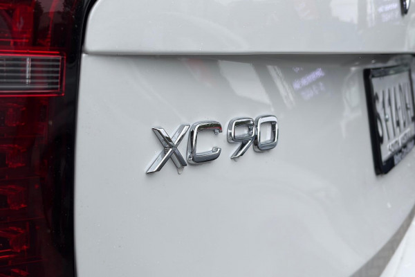 2026 Volvo XC90 L Series Plus B5 Bright SUV Image 18