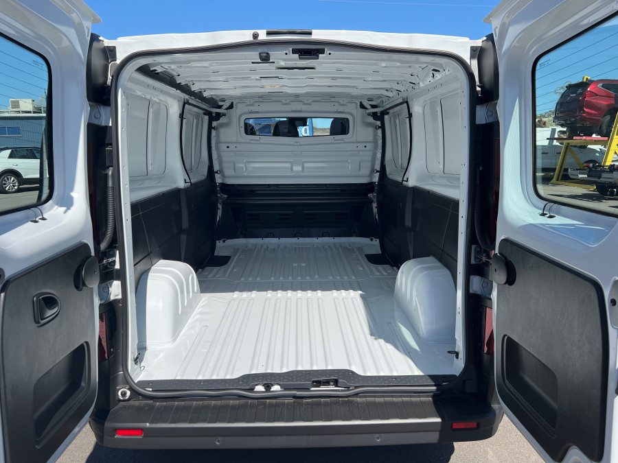 2025 Renault Trafic X82 Pro Van Image 8
