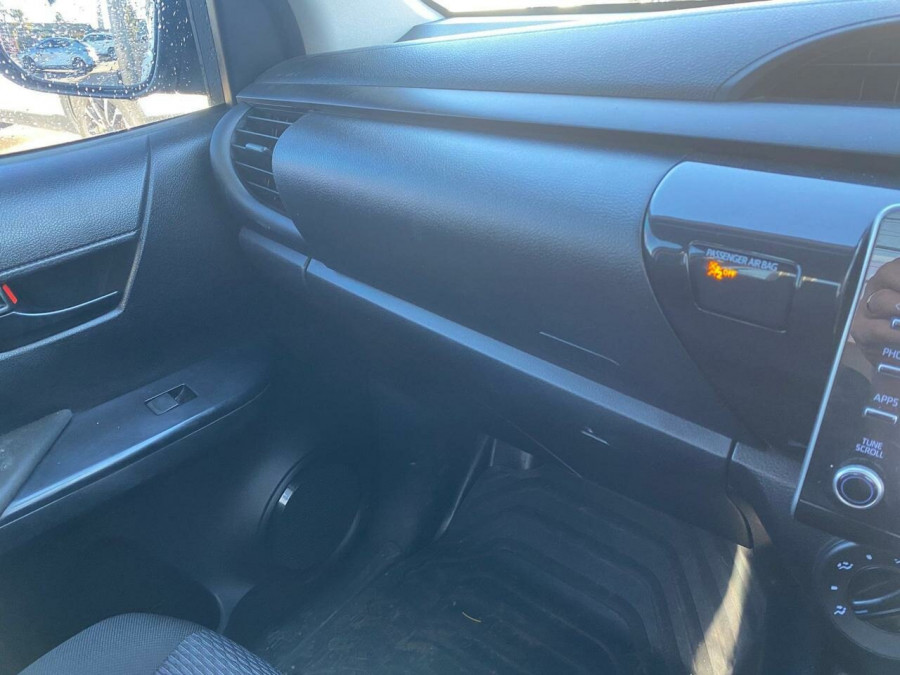 2022 Toyota HiLux TGN121R WorkMate Cab Chassis Image 16