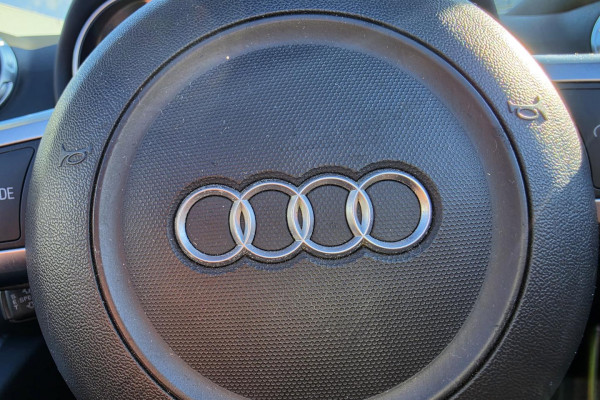 2009 Audi TTS 8J  Convertible Image 20