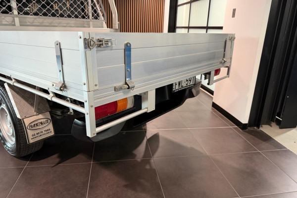 2025 MY25.5 Isuzu D-MAX RG SX High Ride Cab Chassis Image 7