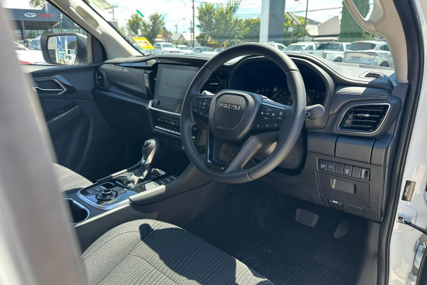 2026 MY25.5 Isuzu MU-X RJ LS-U SUV Image 9