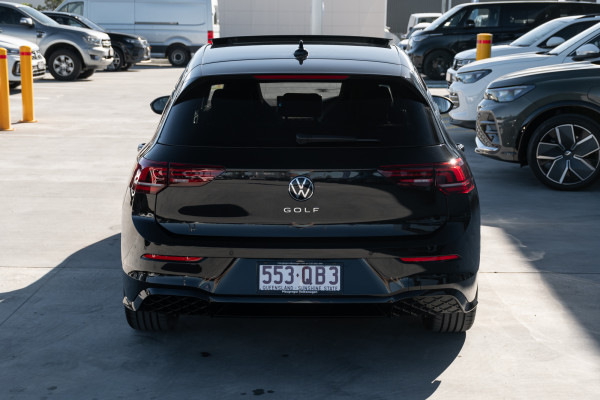 2026 Volkswagen Golf 8.5 110TSI R-Line Hatch Image 5