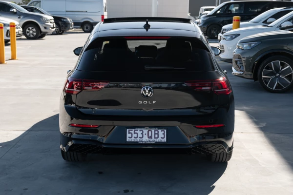 2026 Volkswagen Golf 8.5 110TSI R-Line Hatch Image 5