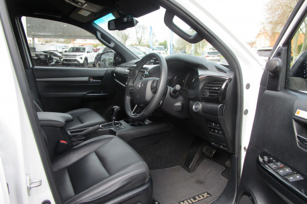 2023 Toyota HiLux GUN126R Rogue Ute Image 7