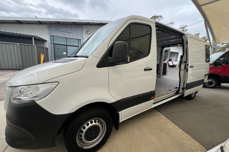 2020 Mercedes-Benz Sprinter VS30 311CDI Van Image 11