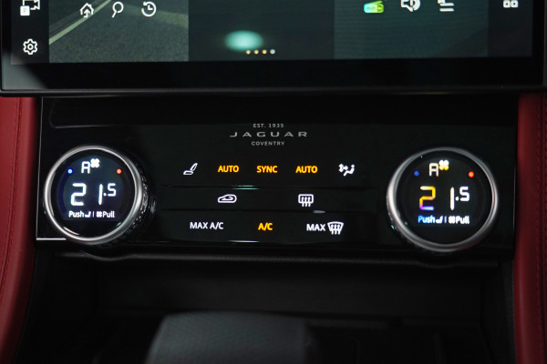 2022 Jaguar F-PACE SVR SUV Image 36