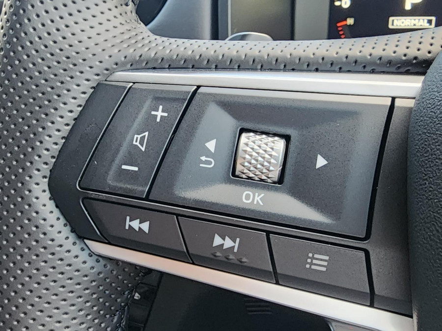 2025 Mitsubishi Outlander ZM LS SUV Image 18