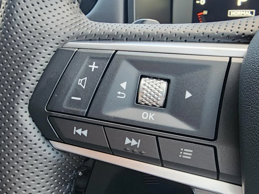 2025 Mitsubishi Outlander ZM LS SUV Image 18