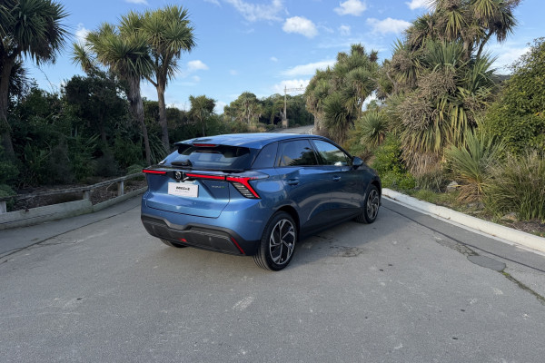 2026 MG MG4 Essence 64 Hatch Image 2