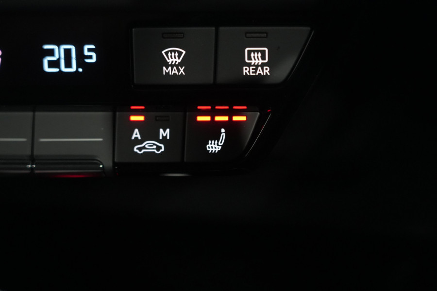 2025 Audi Q4 e-tron F4 45 SUV Image 22