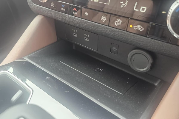 2026 Mitsubishi Outlander ZM Exceed Tourer SUV Image 33