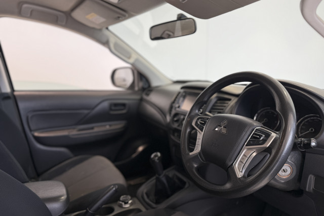 2019 Mitsubishi Triton MR GLX ADAS Cab Chassis Image 8