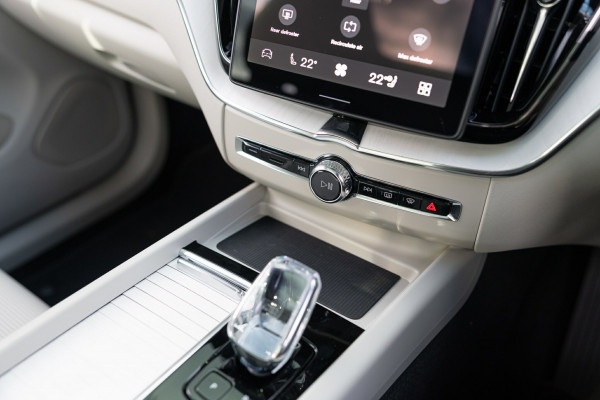 2026 Volvo XC60 UZ Ultra B5 Dark SUV Image 28