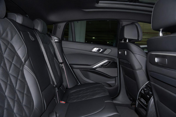 2026 BMW X6 G06 LCI M60i SUV image 12