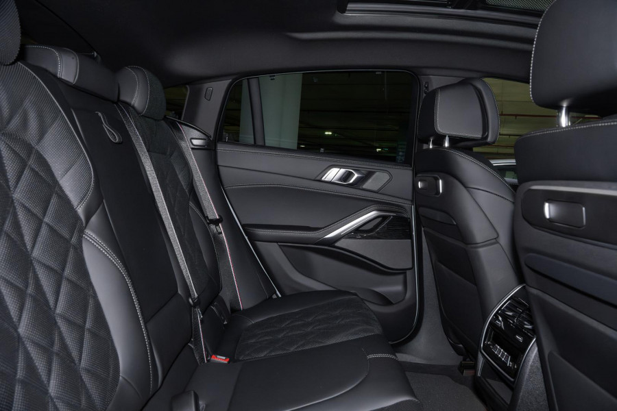 2026 BMW X6 G06 LCI M60i SUV