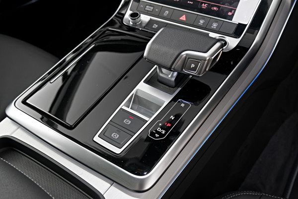 2026 Audi Q7 4M TFSI 185kW SUV image 14