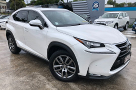 Lexus Nx Luxury AGZ10R 200t