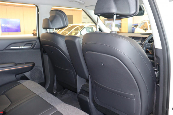 2026 Kia EV5 OVc Air Standard Range SUV Image 23
