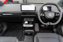 2024 MG MG4 MEH32 Essence 64 Hatch