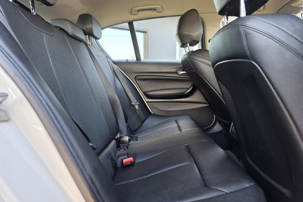 2016 BMW 1 Series F20 LCI 118i Sport Line Hatch Image 19