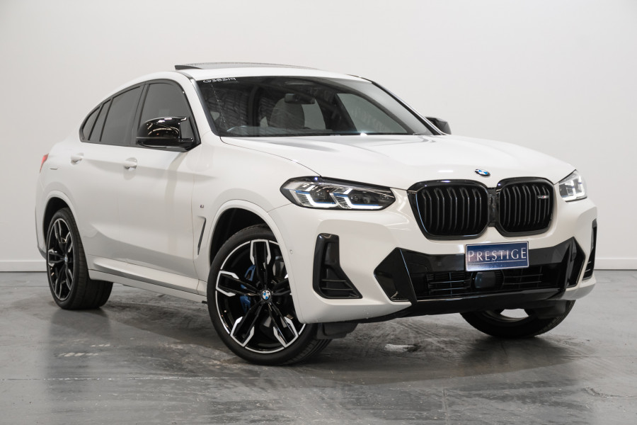 2022 BMW X4 M40i SUV Image 1