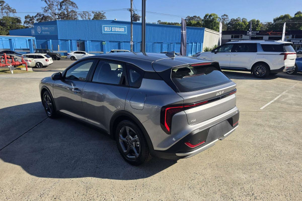 2025 MY26 Kia K4 CL4m S Hatch Image 5