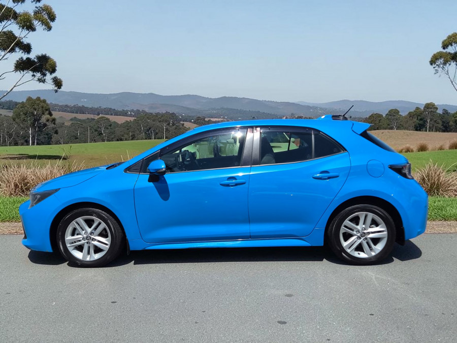 2018 Toyota Corolla MZEA12R Ascent Sport Hatch Image 4