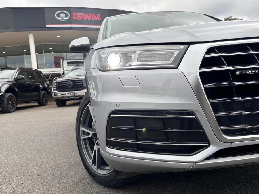 2019 MY20 Audi Q5 FY 40 TDI design SUV Image 7