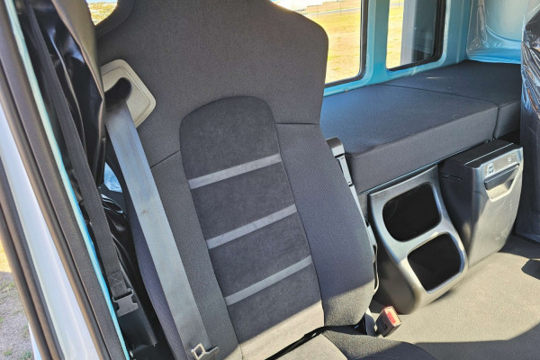 2025 Iveco S-way AXLE RIGIDS Cab Chassis Image 9