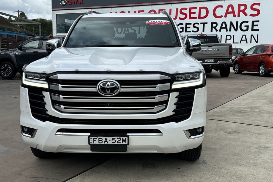 2023 Toyota LandCruiser FJA300R Sahara ZX SUV Image 17