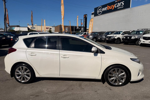 2014 Toyota Corolla ZRE182R Levin ZR Hatch Image 5