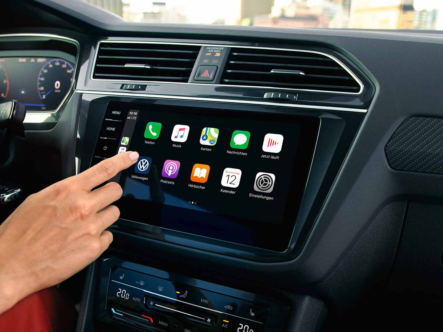 Cord-free and carefree Discover Media Navigation System Image