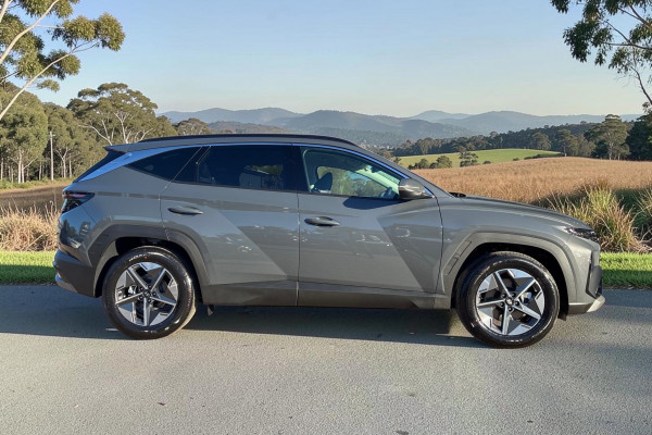 2026 Hyundai Tucson NX4.V4 Hybrid Elite SUV Image 3