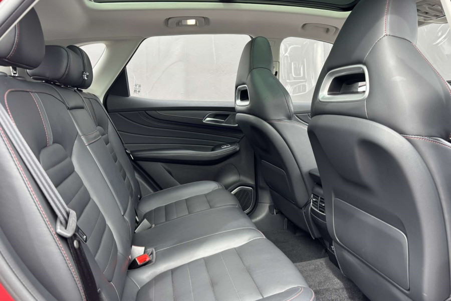 2022 MG HS PHEV Essence Wagon Image 17